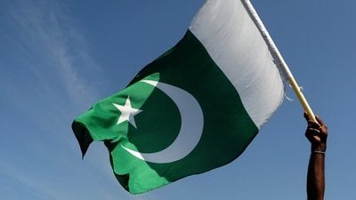 Pakistani flag (Bloomberg) Pakistani flag (Bloomberg)