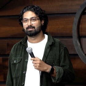 Stand-up comedian Ravi Gupta's relatable, local humour forms the script of his set in the show Kal Ki Chinta Nahi Karta. Stand-up comedian Ravi Gupta's relatable, local humour forms the script of his set in the show Kal Ki Chinta Nahi Karta.