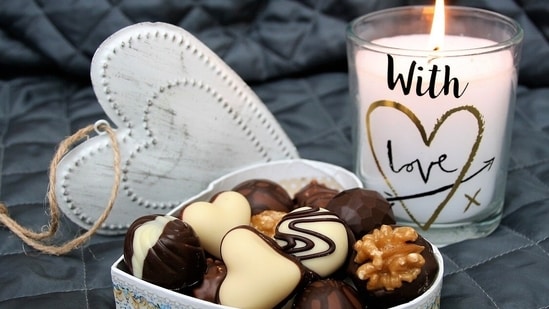 A box of chocolates: If you don't have time to make the recipes mentioned above, you can never go wrong with a classic box of chocolates that can make for the perfect sweet dish to bring to a Thanksgiving dinner.&nbsp;(Pixabay)