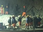 NDRF personnel enter the Silkyara tunnel as the operation to rescue 41 trapped workers intensifies, in Uttarkashi on Wednesday. NDRF personnel enter the Silkyara tunnel as the operation to rescue 41 trapped workers intensifies, in Uttarkashi on Wednesday.