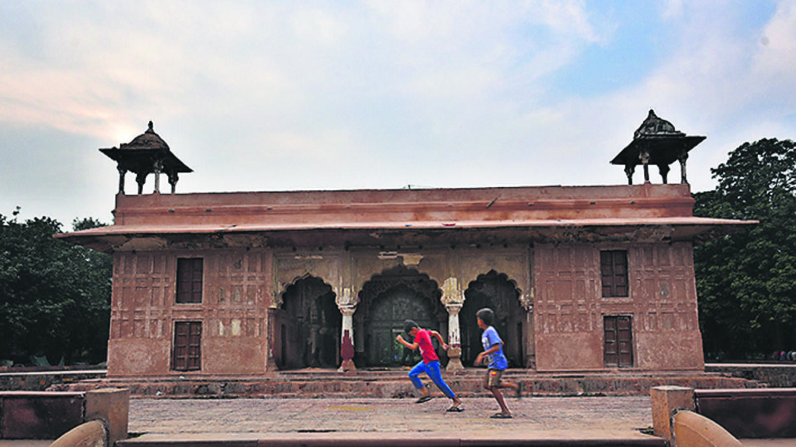 MCD to set up school of gardening at Roshanara Bagh - Vimarsana News