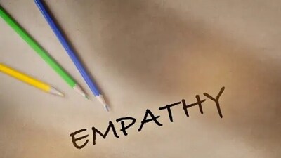 Empathy is a virtue that helps us to see ourselves in someone else's shoes and feel for them deeply. " Typical traits of an empath are the ability to imagine yourself in someone’s situation, to understand someone else’s emotions, build strong connections with people, to help others feeling better, to feel compassion for someone and knowing how someone feels about something," wrote Psychologist Alf Lokkertsen. The expert further noted down what empathy looks like. (Unsplash) Empathy is a virtue that helps us to see ourselves in someone else's shoes and feel for them deeply. " Typical traits of an empath are the ability to imagine yourself in someone’s situation, to understand someone else’s emotions, build strong connections with people, to help others feeling better, to feel compassion for someone and knowing how someone feels about something," wrote Psychologist Alf Lokkertsen. The expert further noted down what empathy looks like. (Unsplash)