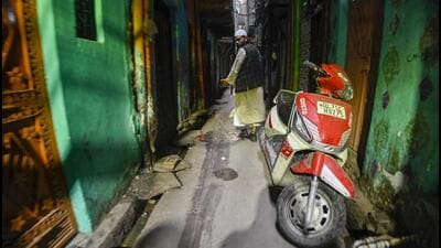 A view of the spot where a teenager stabbed to death another boy at Welcome in New Delhi. (Raj K Raj/HT PHOTO)