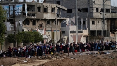 Palestinians flee to the southern Gaza Strip, on the outskirts of Gaza City, during the ongoing Israeli bombardment on Wednesday. (AP) Palestinians flee to the southern Gaza Strip, on the outskirts of Gaza City, during the ongoing Israeli bombardment on Wednesday. (AP)