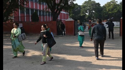 As per Chandigarh education department officials, there were no injuries or damages, and the pipeline was fixed in the morning itself. (Ravi Kumar/HT)