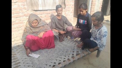 Kin of Manjeet from Lakhimpur Kheri. (HT) Kin of Manjeet from Lakhimpur Kheri. (HT)