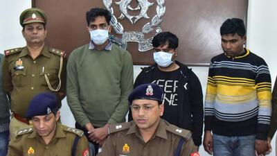 Police identified the three suspects as Gaurav Dua, Vijay Kashyap, both resident of Noida, and Dinesh Kumar, a resident of Bulandshahr. The arrests were made by the cybercell and Indirapuram police (Sakib Ali/HT Photo) Police identified the three suspects as Gaurav Dua, Vijay Kashyap, both resident of Noida, and Dinesh Kumar, a resident of Bulandshahr. The arrests were made by the cybercell and Indirapuram police (Sakib Ali/HT Photo)