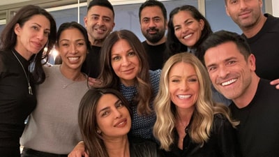 Priyanka Chopra was in New York and hung out with a bunch of NRI celebrities. Priyanka Chopra was in New York and hung out with a bunch of NRI celebrities.