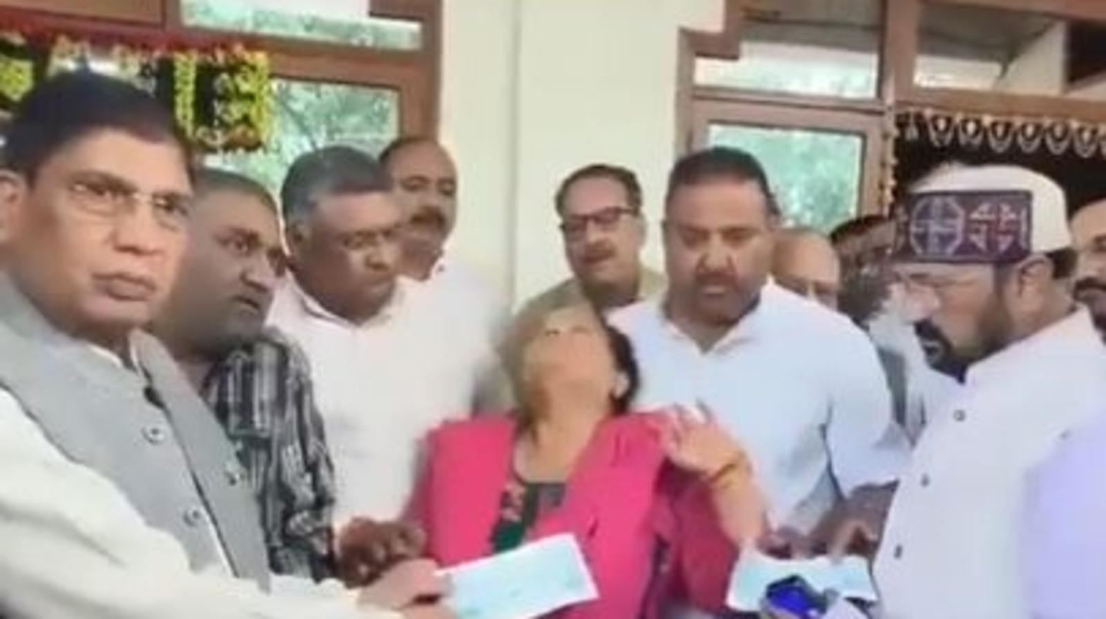 'Pradarshani mat lagao': Rajouri martyr Captain Shubham Gupta's mother ...