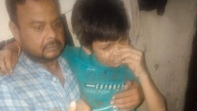 Projectiles from SRA terrorise Kandivali chawl neighbours Projectiles from SRA terrorise Kandivali chawl neighbours