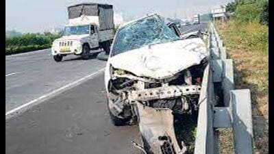 A report ‘Road Accidents in India’ released recently by the Union ministry of road transport and highways put U.P. with 22,595 road accidents deaths in 2022 on the first place. (For Representation) A report ‘Road Accidents in India’ released recently by the Union ministry of road transport and highways put U.P. with 22,595 road accidents deaths in 2022 on the first place. (For Representation)