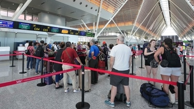 From Dec. 1 to Nov. 30 next year, citizens of those countries entering China for business, tourism (AP) From Dec. 1 to Nov. 30 next year, citizens of those countries entering China for business, tourism (AP)