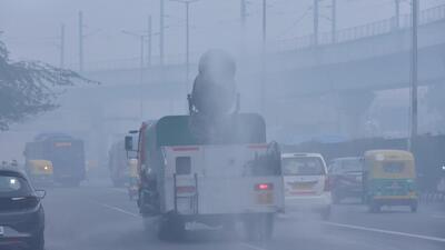 Delhi’s monthly average AQI, meanwhile, stood at 375 till Friday, behind only the average November AQI of 376 recorded in 2021, CPCB data showed. (Sakib Ali/HT Photo) Delhi’s monthly average AQI, meanwhile, stood at 375 till Friday, behind only the average November AQI of 376 recorded in 2021, CPCB data showed. (Sakib Ali/HT Photo)