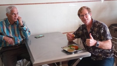 The image shows Jonty Rhodes enjoying snacks while visiting Bengaluru. (X/@JontyRhodes8) The image shows Jonty Rhodes enjoying snacks while visiting Bengaluru. (X/@JontyRhodes8)