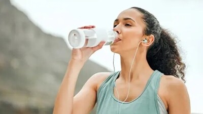 Hydration strategy: Waking up in the middle of the night for a washroom break can impact sleep quality. Limit fluids close to bedtime to prevent walking up for bathroom trips. (Unsplash) Hydration strategy: Waking up in the middle of the night for a washroom break can impact sleep quality. Limit fluids close to bedtime to prevent walking up for bathroom trips. (Unsplash)