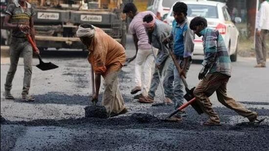 Mohalu DC took stock of the ongoing work to repair the 7.2-km Dera Bassi-Barwala road. (HT File)