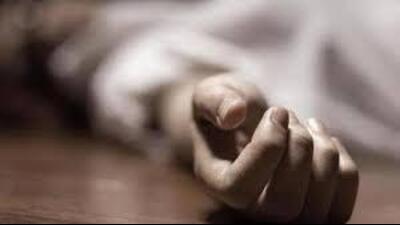 3-year-old dies after glass door falls on her in Ludhiana. (ht photo)