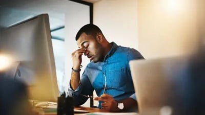 People suffering from work addiction feel ill even when they are working: Study (Unsplash) People suffering from work addiction feel ill even when they are working: Study (Unsplash)