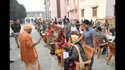 Chief minister Yogi Adityanath Janta Darbar (HT Photo)