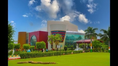 Kanpur univ gets coveted NAAC ranking, VC credits chancellor (HT photo)