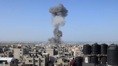 Smoke billows after an Israeli strike on Rafah, in the southern Gaza Strip on November 23, 2023, amid continuing battles between Israel and the Palestinian militant group Hamas. (AFP) Smoke billows after an Israeli strike on Rafah, in the southern Gaza Strip on November 23, 2023, amid continuing battles between Israel and the Palestinian militant group Hamas. (AFP)