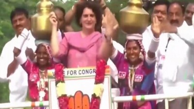 Priyanka Gandhi was seen dancing alongside two women folk dancers while the campaign song played in the background. (PTI)