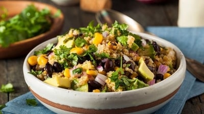 3. Quinoa: It is not just a grain but a complete protein source, supporting muscle repair and growth while delivering essential nutrients. There are many delicious ways to consume this super grain. (Pinterest)