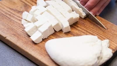 5. Paneer: Rich in both protein and calcium, it's a dual-action hero for muscle health and bone strength. (Unsplash)
