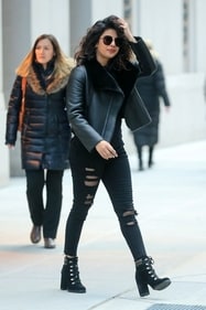 Priyanka Chopra rocks a stunning black leather jacket with denim jeans. (Instagram) Priyanka Chopra rocks a stunning black leather jacket with denim jeans. (Instagram)