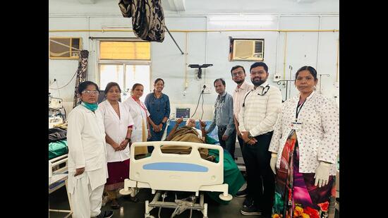 Treatment facilities and services like ICU, bike ambulances, Aarogya Doot and specialised doctors were deployed. (HT PHOTO)