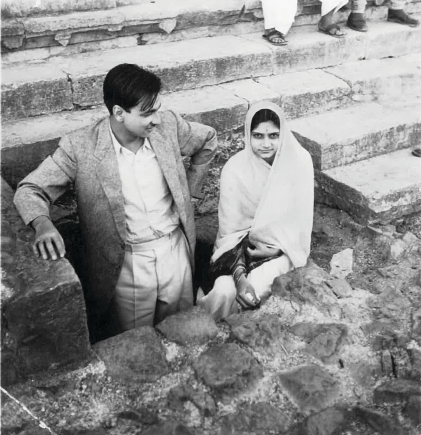The newly wed Kasliwals in Mandu, in 1955. (HT Photo) The newly wed Kasliwals in Mandu, in 1955. (HT Photo)