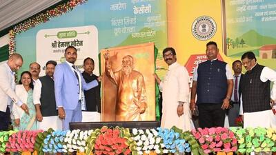 Jharkhand chief minister Hemant Soren addressed an event in Pakur on Saturday (HT Photo)