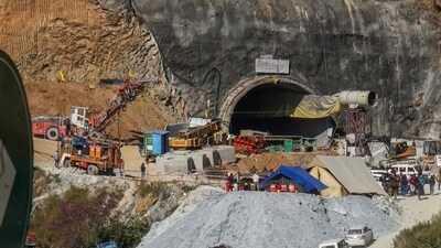 Uttarkashi: The vertical drilling to rescue 41 trapped workers has commenced. (PTI) Uttarkashi: The vertical drilling to rescue 41 trapped workers has commenced. (PTI)