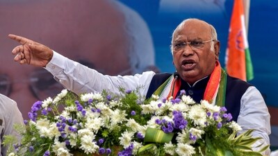 Congress president Mallikarjun Kharge (PTI) Congress president Mallikarjun Kharge (PTI)