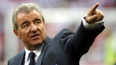England's assistant coach Terry Venables points before their international friendly soccer match against Brazil at Wembley Stadium, London, Friday June 1, 2007. Former England, Tottenham and Barcelona manager Terry Venables (AP)