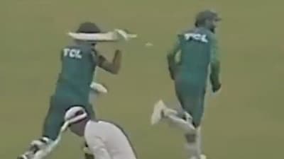 Babar Azam chases Mohammad Rizwan (X) Babar Azam chases Mohammad Rizwan (X)