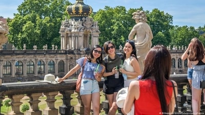 Chinese tourists have started traveling again but a full recovery could be two years away. (DW/Bildagentur-online/Joko/picture alliance) Chinese tourists have started traveling again but a full recovery could be two years away. (DW/Bildagentur-online/Joko/picture alliance)