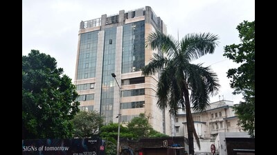 Breach Candy Hospital will operate from an 11-storey building, Jaslok adding annexes. (Bhushan Koyande/HT Photo))