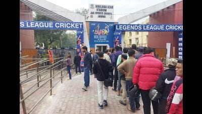 Fans line up to buy tickets for the Legends League cricket match, in Jammu on Monday. (HT Photo)