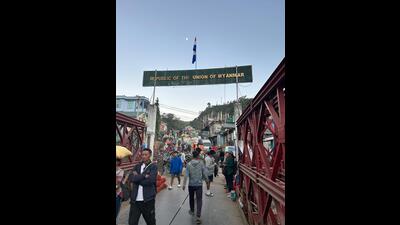 Residents of the town are in fact opposed to a border fence to curb the infiltration Residents of the town are in fact opposed to a border fence to curb the infiltration
