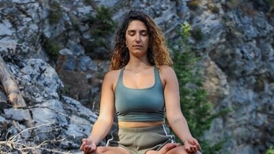 Good posture practices: Be mindful of your posture, especially during prolonged periods of sitting or standing. (Pixabay) Good posture practices: Be mindful of your posture, especially during prolonged periods of sitting or standing. (Pixabay)