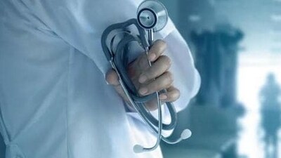 Regular health check-ups: Regularly check for bone density and address any issues early. Regular health check-ups: Regularly check for bone density and address any issues early. 