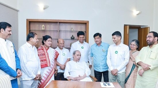 Pandian joined the BJD in the presence of Patnaik and other top leaders. (HT PHOTO) (HT_PRINT)