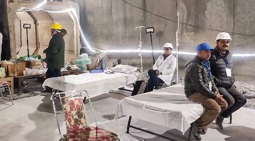 Medical set-up at the Silkyara tunnel as rescue operations for the 41 workers who are trapped inside near a completion, in Uttarkashi on Tuesday. (ANI) Medical set-up at the Silkyara tunnel as rescue operations for the 41 workers who are trapped inside near a completion, in Uttarkashi on Tuesday. (ANI)