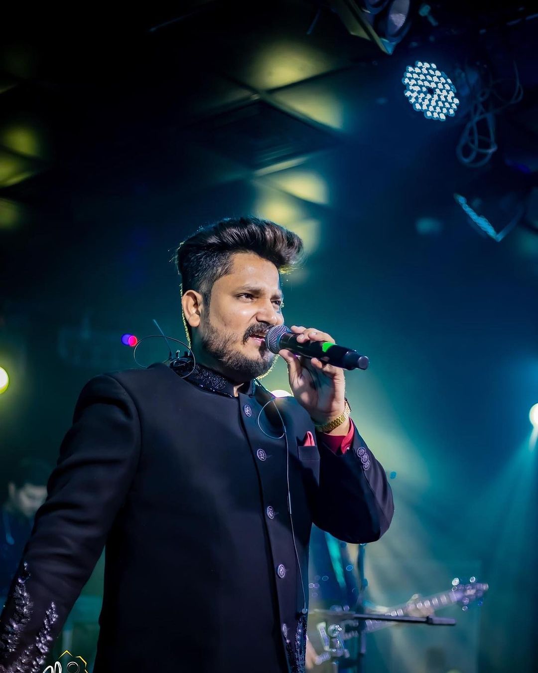 Sameer Wadhawan is the founder and lead vocalist of the band, Aqida.