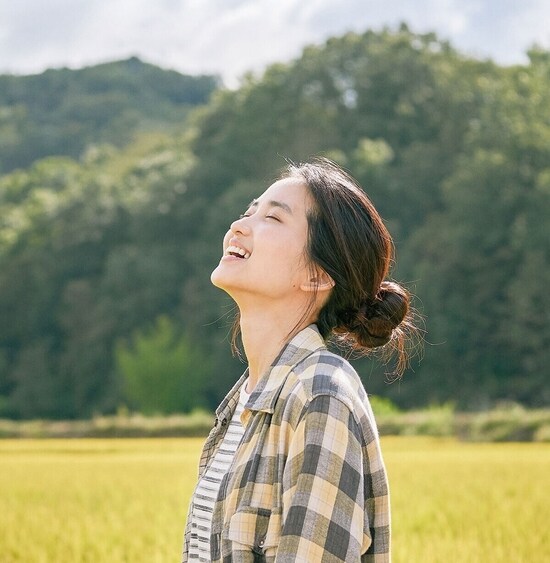 Little Forest, directed by Yim Soon-rye, is a Korean film based on a manga series by the same name.