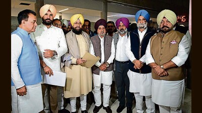 Leader of Opposition Partap Singh Bajwa and other party MLAs at the Vidhan Sabha on Wednesday. (Ravi Kumar/HT) Leader of Opposition Partap Singh Bajwa and other party MLAs at the Vidhan Sabha on Wednesday. (Ravi Kumar/HT)