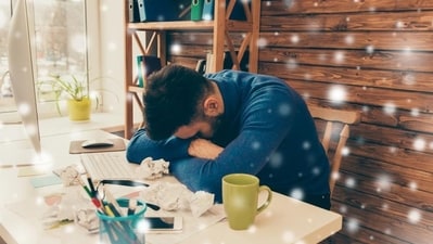 5 tips to safeguard mental health in winter and beat the seasonal blues (Shutterstock) 5 tips to safeguard mental health in winter and beat the seasonal blues (Shutterstock)