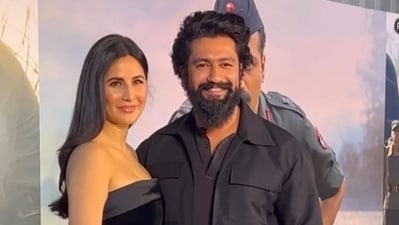 Katrina Kaif and Vicky Kaushal at the screening of Sam Bahadur Katrina Kaif and Vicky Kaushal at the screening of Sam Bahadur