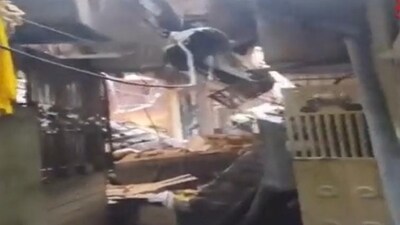 5 houses collapse after gas cylinder explosion in Mumbai's Chembur (PTI) 5 houses collapse after gas cylinder explosion in Mumbai's Chembur (PTI)